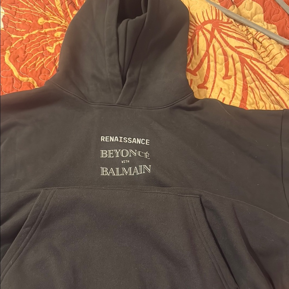Balmain Black Sweater Luxurious Knit Crew Neck